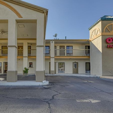 Oyo Hotel Grenada West Esterno foto